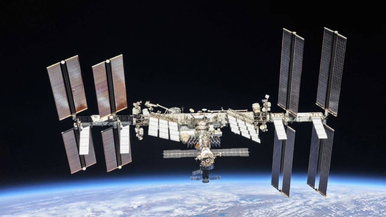 به‌کارگیری قابلیت‌های رایانش ابری و هوش مصنوعی در ایستگاه فضایی