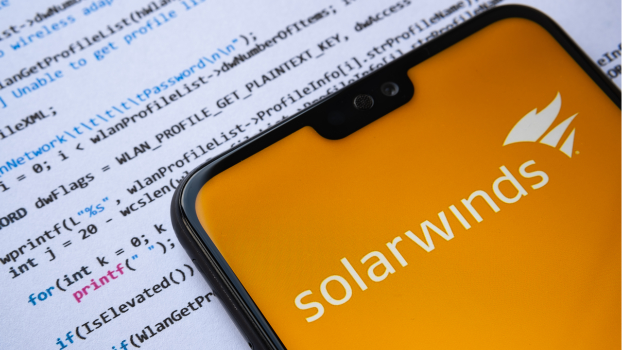 فاواپرس - هک SolarWinds با همکاری حداقل ۱۰۰۰ مهندس مجرب اجرا شده است