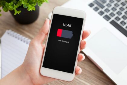 فاواپرس - معمای صدای زنگ شارژ آیفون
