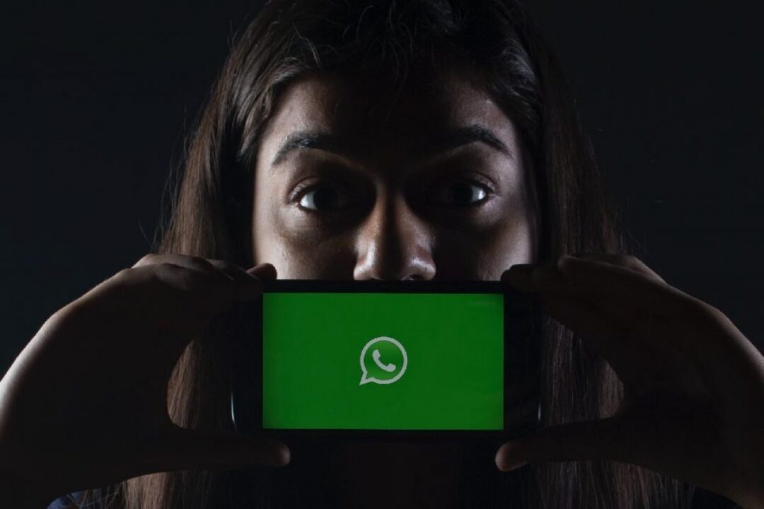 فاواپرس - واتساپ مهلت محدود کردن حساب کاربران را به تاخیر انداخت / نپذیرفتن قوانین به مرور عملکرد این پیامرسان را محدود میکند