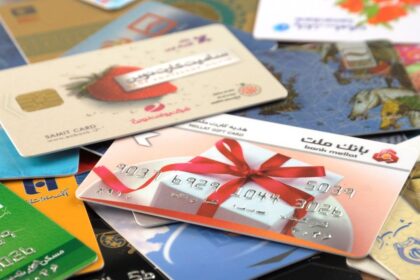 فاواپرس - بانک‌ها فقط برای دارندگان حساب در آن بانک می‌توانند کارت هدیه صادر کنند