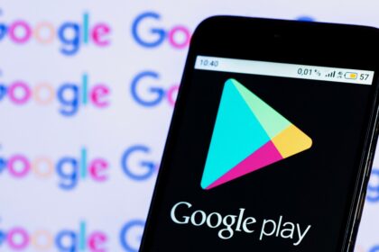 فاواپرس - اپلیکیشن «طاقچه» از گوگل پلی حذف شد
