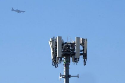 فاواپرس - علت مخالفت سازمان‌های هوانوردی با فناوری 5G چیست؟