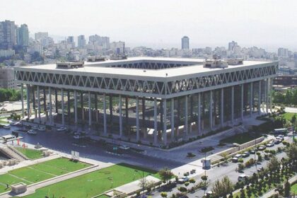 فاواپرس - آخرین تلاش‌های صداوسیما برای حفظ مرجعیت رسانه‌ای
