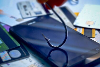 فاواپرس - هشدار پلیس فتا: فریب پیامک کلاهبرداری سامانه ملی املاک را نخورید
