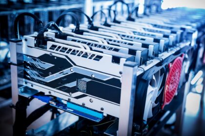 فاواپرس - دستگاه‌های استخراج رمزارز باید تا ۳۰ خرداد در سامانه جامع تجارت ثبت شوند