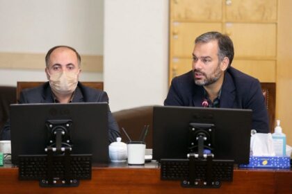 فاواپرس - نماینده مجلس خطاب به تقی‌پور: شما دیکتاتور هستید که طرح صیانت را در 10 دقیقه تصویب کردید