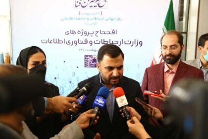 فاواپرس - عیسی زارع‌پور: برای توسعه پروژه فیبر نوری منتظر کسی نمی‌مانیم