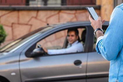 فاواپرس - تاکسی‌های اینترنتی می‌توانند گزینه عجله دارم را برگردانند
