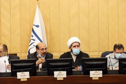 فاواپرس - واکنش عجیب و مبهم نماینده مجلس به محدودیت در جست‌وجوی گوگل