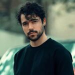 فاواپرس - انتقاد شروین حاجی‌پور از اهدای جایزه گرمی توسط همسر بایدن