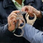 فاواپرس - خواننده معروف تیتراژ سریال‌های تلویزیون به قتل پدرش متهم شد