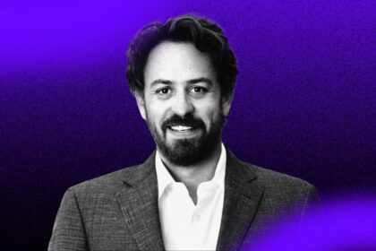 فاواپرس - انتقاد مدیر واتس‌اپ از تلگرام: کاربران را درباره رمزگذاری پیام‌ها گمراه می‌کنید