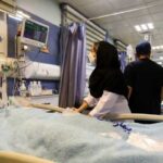 فاواپرس - افشاگری یک پزشک از پشت پرده مسمومیت‌‌های اخیر دختران