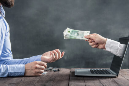 فاواپرس - کسب درآمد دلاری در ایران به روش فریلنسری
