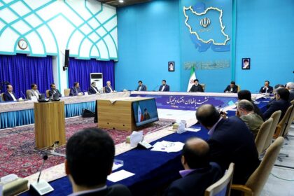 فاواپرس - حسین اسلامی در دیدار با رییس جمهور: محدودیت‌های کنونی اینترنت رفع شود