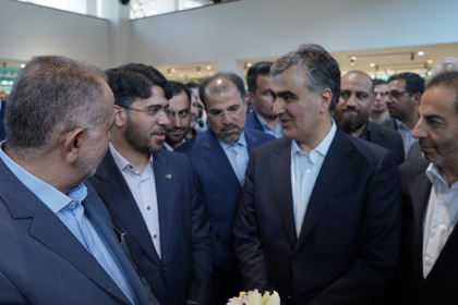 فاواپرس - تقدیر رییس کل بانک مرکزی از حمایت‌های اشتغال آفرینی بانک کارآفرین