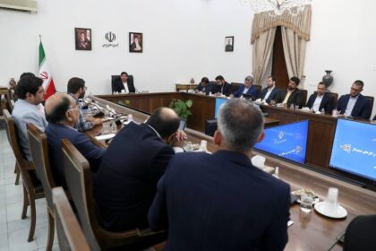 فاواپرس - نشست معاون اول با فعالان اقتصاد دیجیتال و کسب‌وکارهای اینترنتی