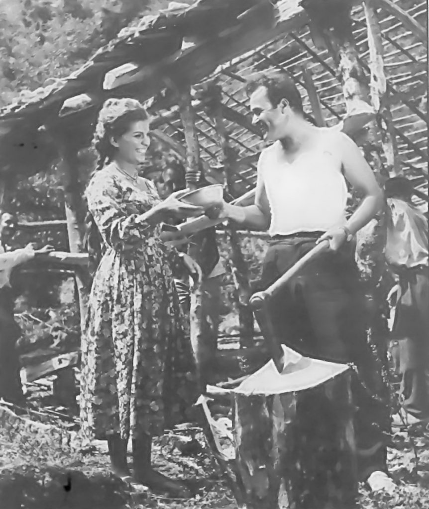 آخرین عکس معروفترین بازیگر زن قبل از انقلاب یک هفته قبل از مرگ فاواپرس / آخرین عکس فروزان معروفترین بازیگر زن قبل از انقلاب یک هفته قبل از مرگ