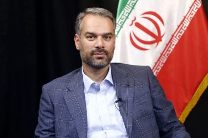 فاواپرس - ادامه فیلترینگ اینستاگرام و واتس‌اپ غیرقانونی است