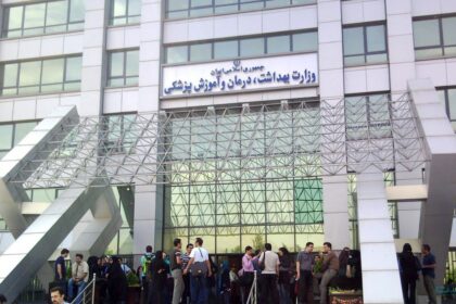 فاواپرس - وزارت بهداشت باید دستورالعمل توزیع دارو از طریق پلتفرم‌ها را به صورت مجزا تدوین کند