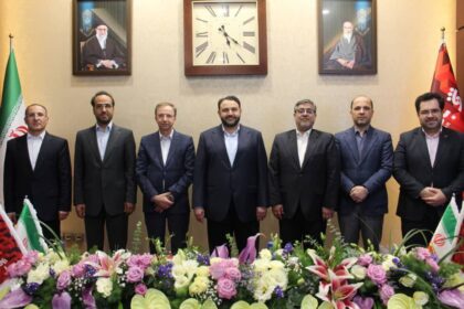 فاواپرس - سید محمدمهدی احمدی به عنوان مدیرعامل بانک شهر ابقا شد