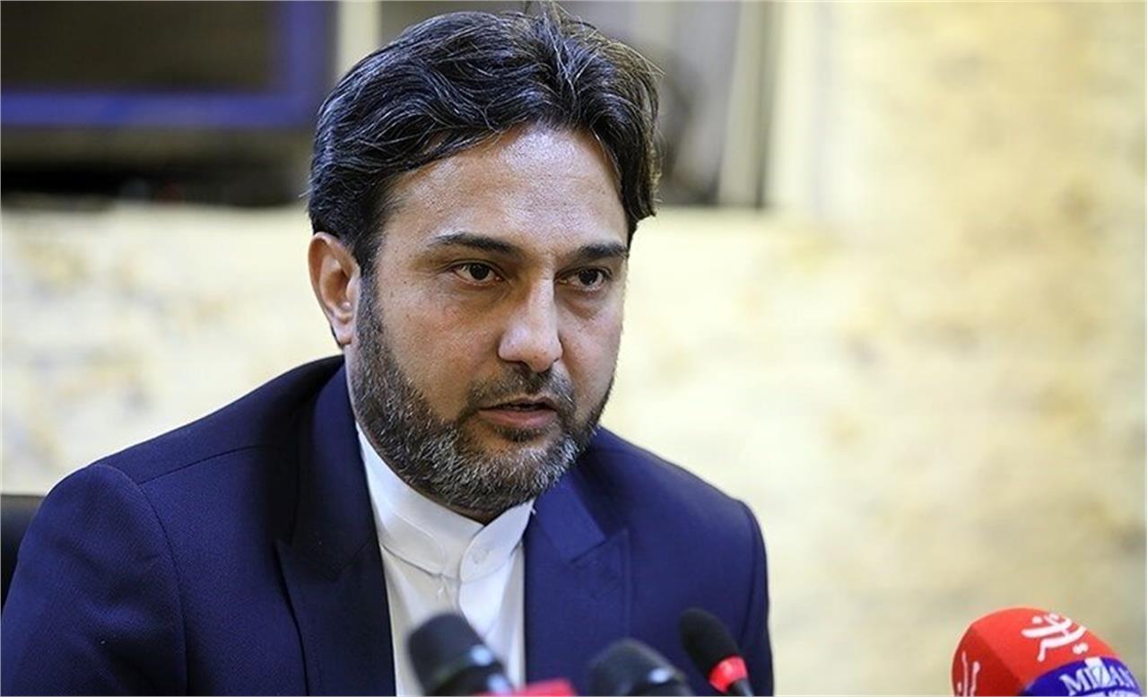 فاواپرس - وزارت ارشاد با تبلیغات روی پلتفرم‌های خارجی برخورد می‌کند