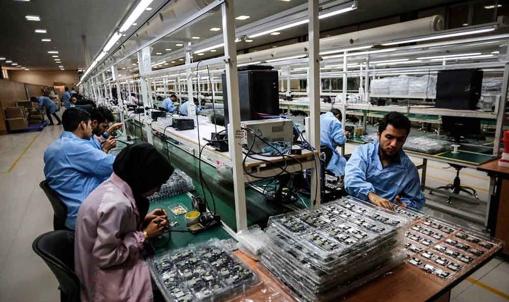 فاواپرس - مرکز پژوهشهای مجلس: اعتبار ۵۰۰ میلیارد تومانی تولید موبایل داخلی بین وزارتهای صمت و ارتباطات تقسیم شود