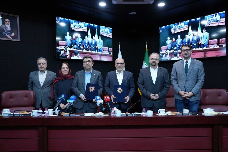 فاواپرس - امضای تفاهم‌نامه همکاری بورس تهران و اتاق تهران
