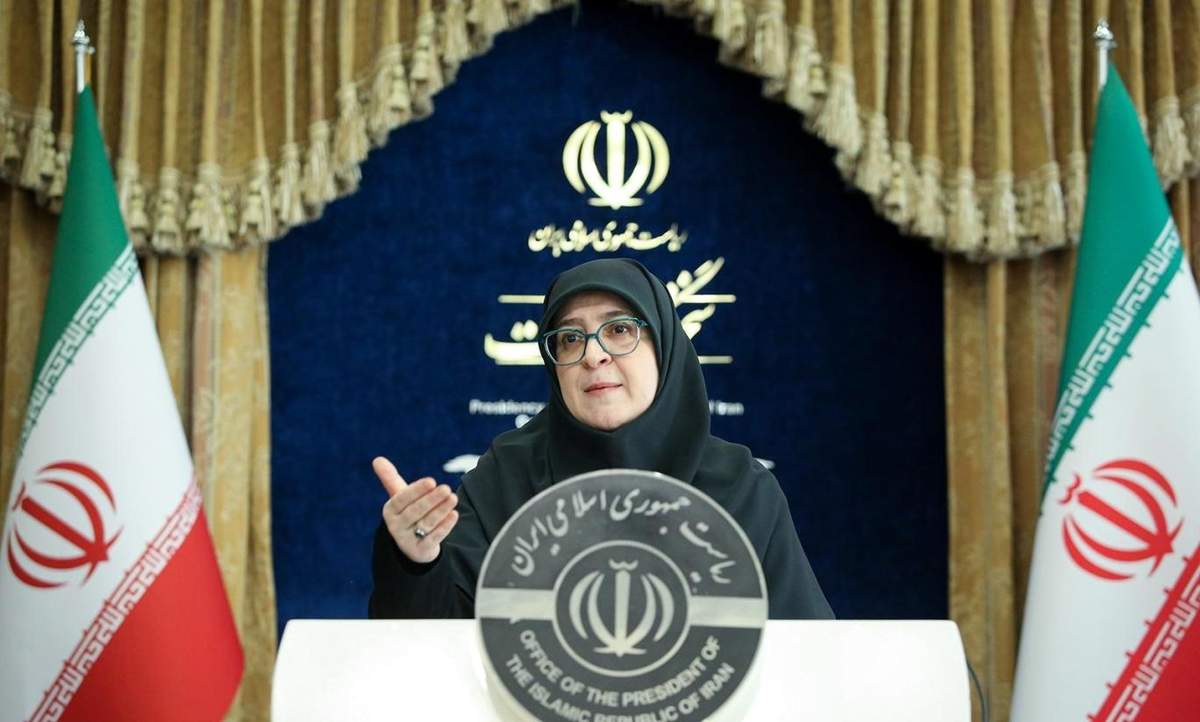فاواپرس - سخنگوی دولت: لغو منع رجیستری شامل همه مدل‌های گوشی آیفون خواهد بود