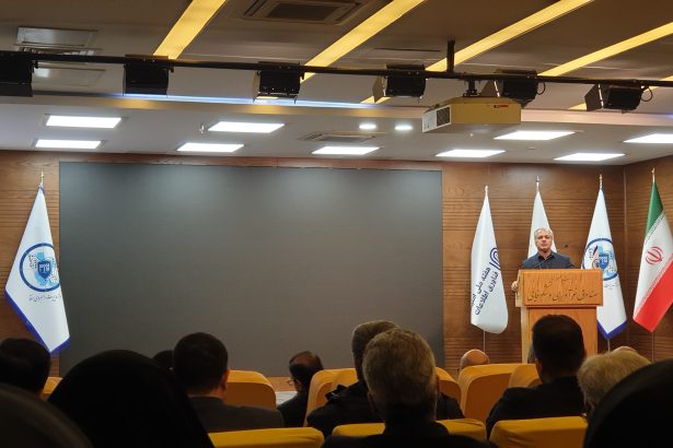 رونمایی از سند توسعه صنعت افتا به تعویق افتاد