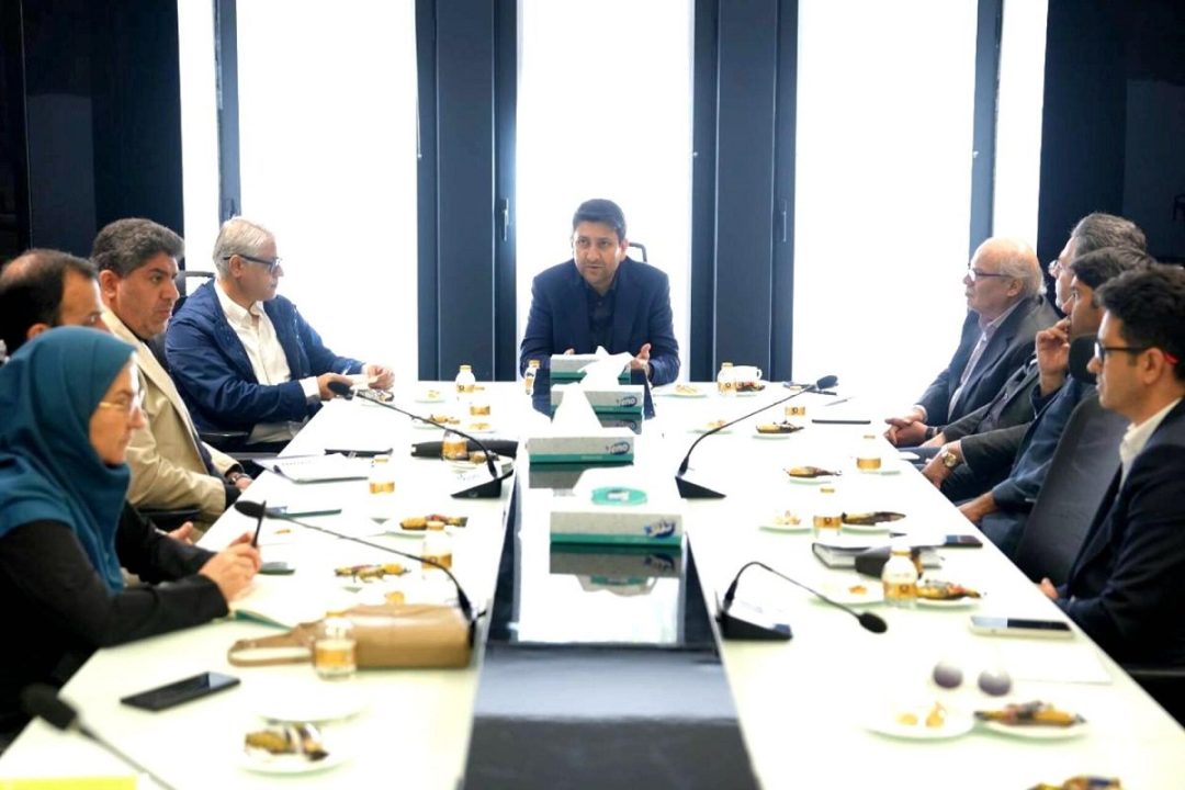 وزیر ارتباطات بابت محدودیت‌های ارتباطی عذرخواهی کرد: شرایط غیرعادی و ناشی از جنگ است