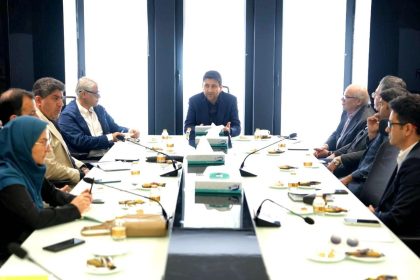 وزیر ارتباطات بابت محدودیت‌های ارتباطی عذرخواهی کرد: شرایط غیرعادی و ناشی از جنگ است
