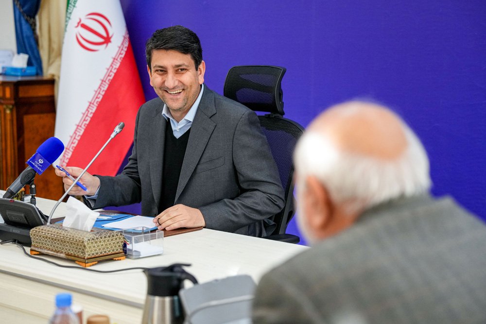 وزیر ارتباطات با اتاق‌های اصناف و ایران جلسه گذاشت اما نه درباره اینترنت