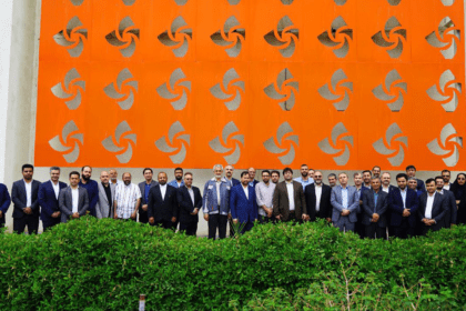 بازدید مدیران وزارت صمت، مدیرکل گمرک و فرماندار خرمشهر از کارخانه فناپ تک