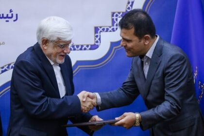 معاون اول رییس جمهور همچنین بر لزوم تمرکز تمامی اختیارات و مسئولیت‌های رییس جمهور در حوزه علم و فناوری در این معاونت تاکید کرد.