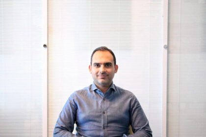 میلاد منشی‌پور با تپسی خداحافظی کرد